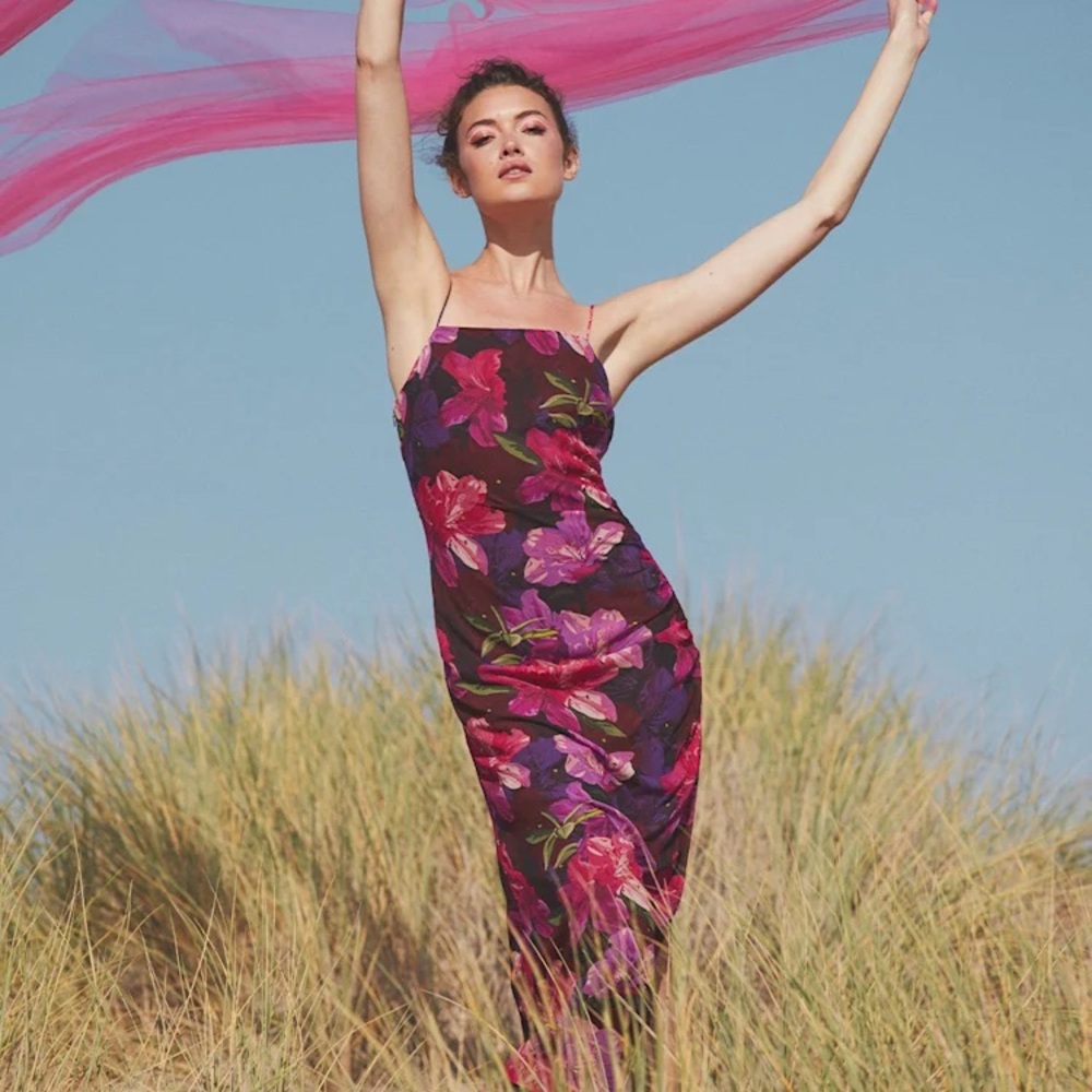 Lulu's Floral Maxi Dress with slit